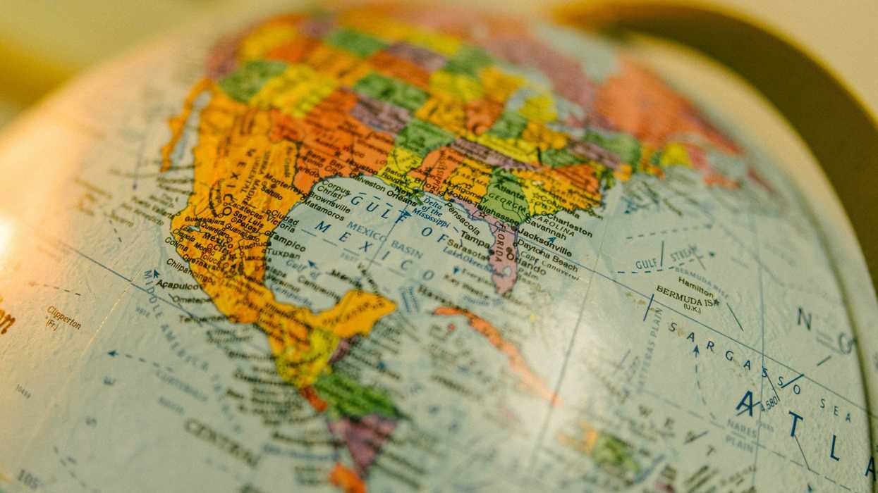 A globe showing north america.
