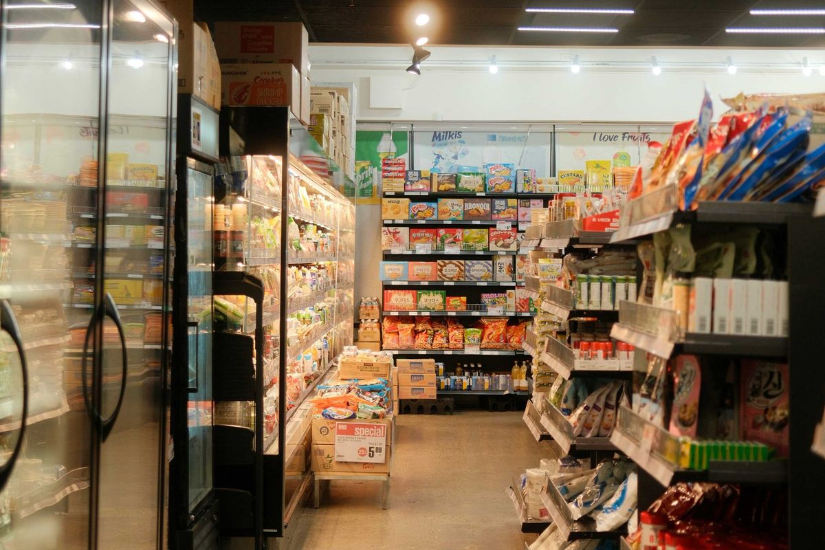 photo of RFK Jr. wants states to ban junk food. No one knows what counts. image