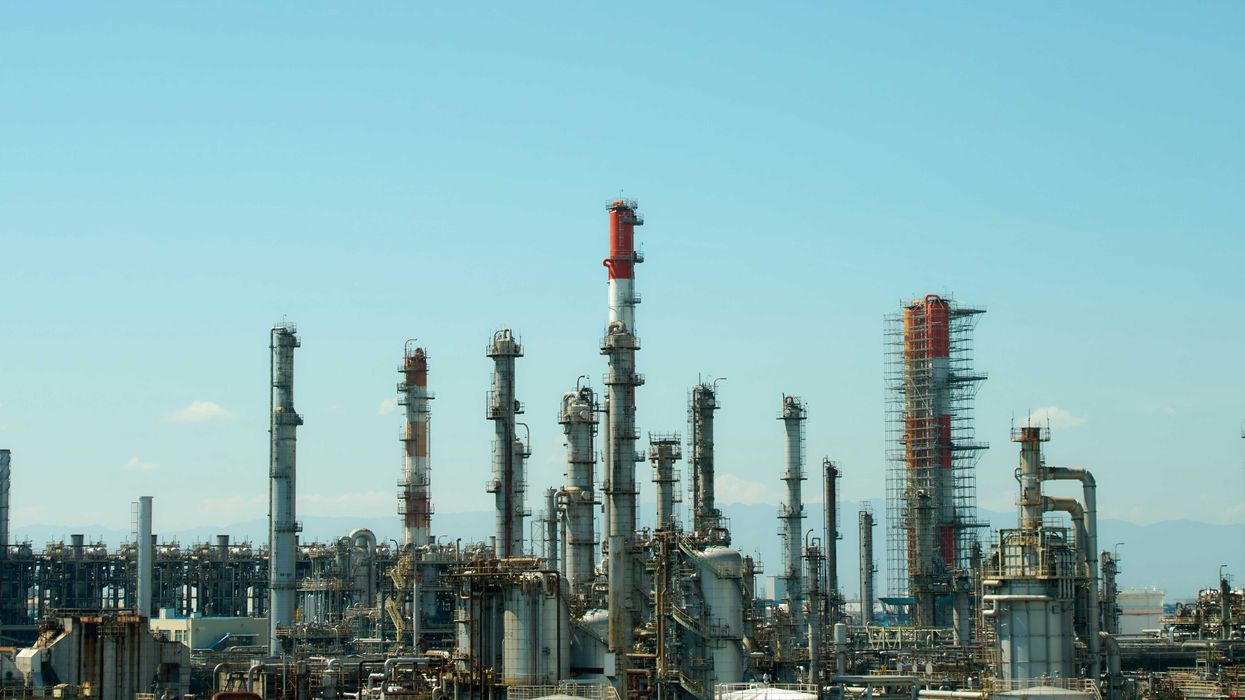 photo of US oil companies will be slow to answer Trump’s call to tap into Venezuela, experts say image