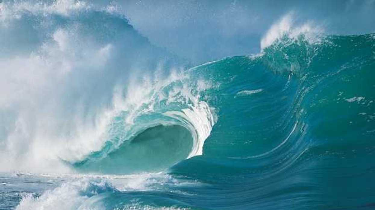 A view of a giant wave