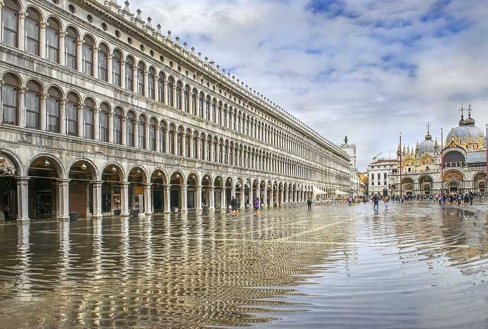 Venice is threatened by rising sea levels. Will the city be forced to relocate?
