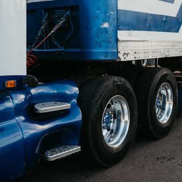 A view of the side of a diesel truck