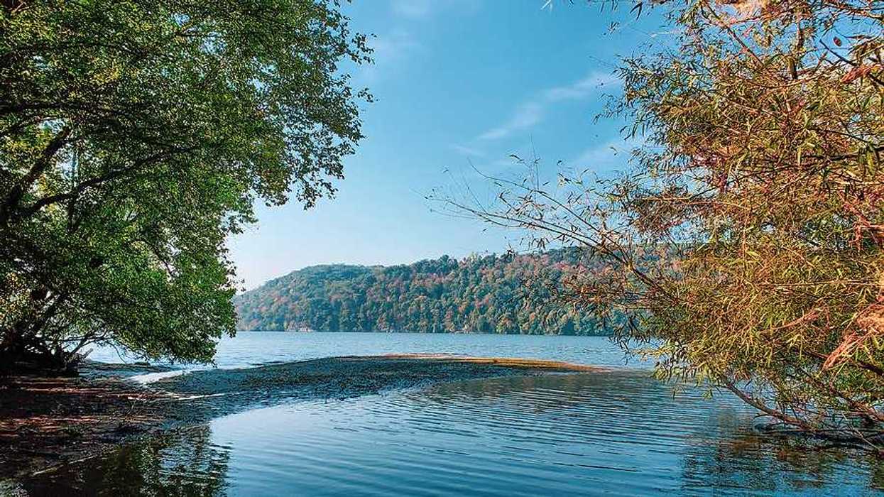 A view of the Susquehanna River on a fall day