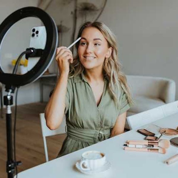 Beauty influencers drive 40% jump in teen chemical exposure, Rutgers finds