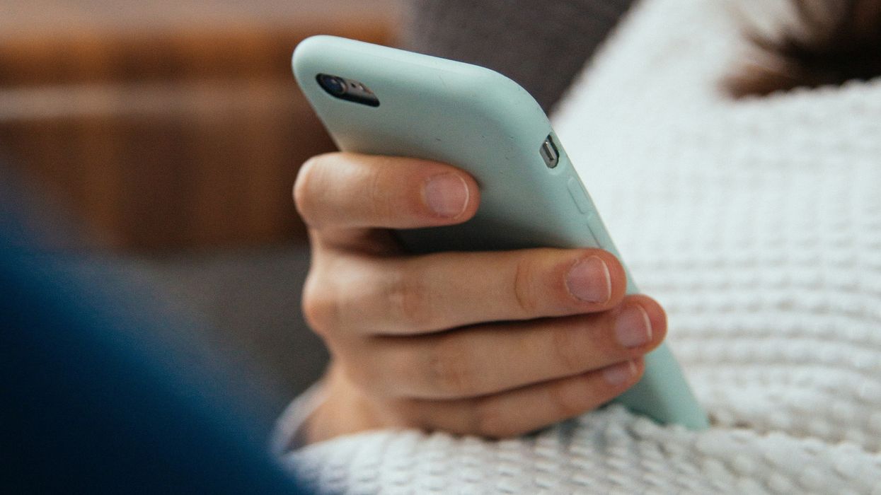 A women on the phone