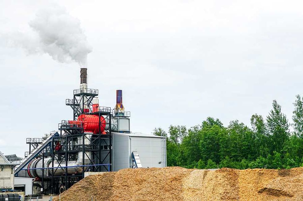 Mississippi officials raise air pollution limits at Drax as residents report health problems