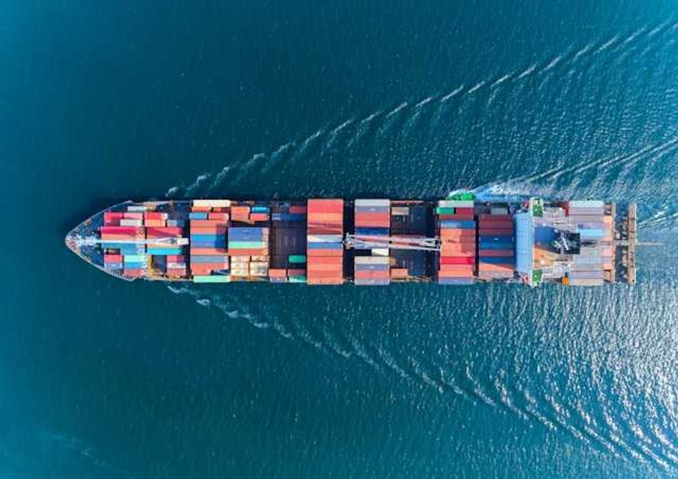 How the shipping industry is helping research into plastic pollution