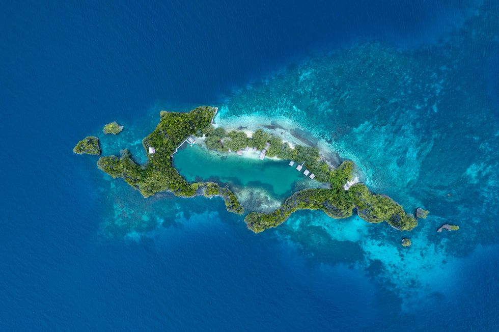 First climate migrants arrive in Australia from sinking Tuvalu in South Pacific