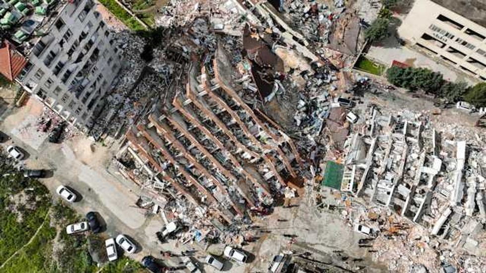 Venezuela earthquake recovery faces growing environmental risks