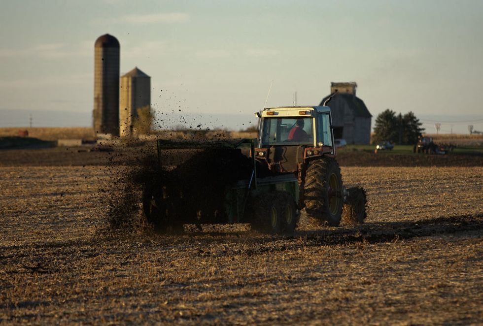 biosolids sewage sludge farm fertilizer