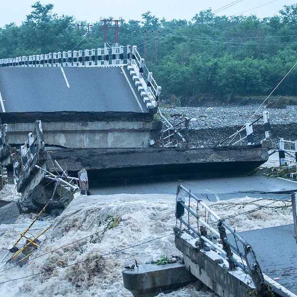 Bridge wash-out during Himalaya flooding