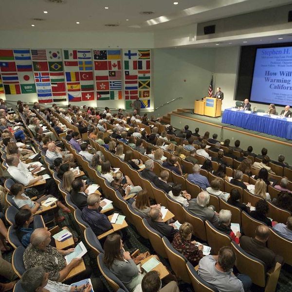 Climate change panel fielding questions at California conference on climate change