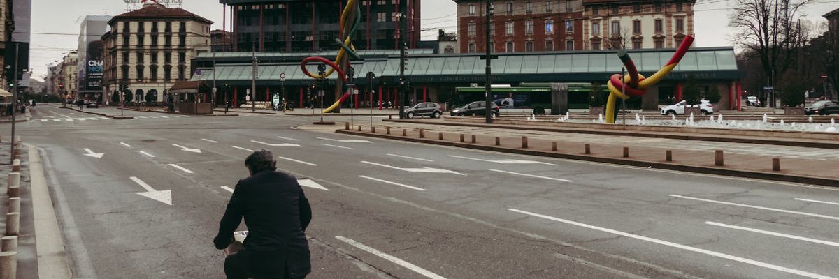 Coronavirus empty roads