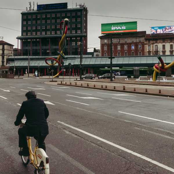 Coronavirus empty roads