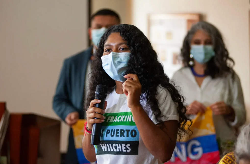 defensora ambiental contra fracking Colombia