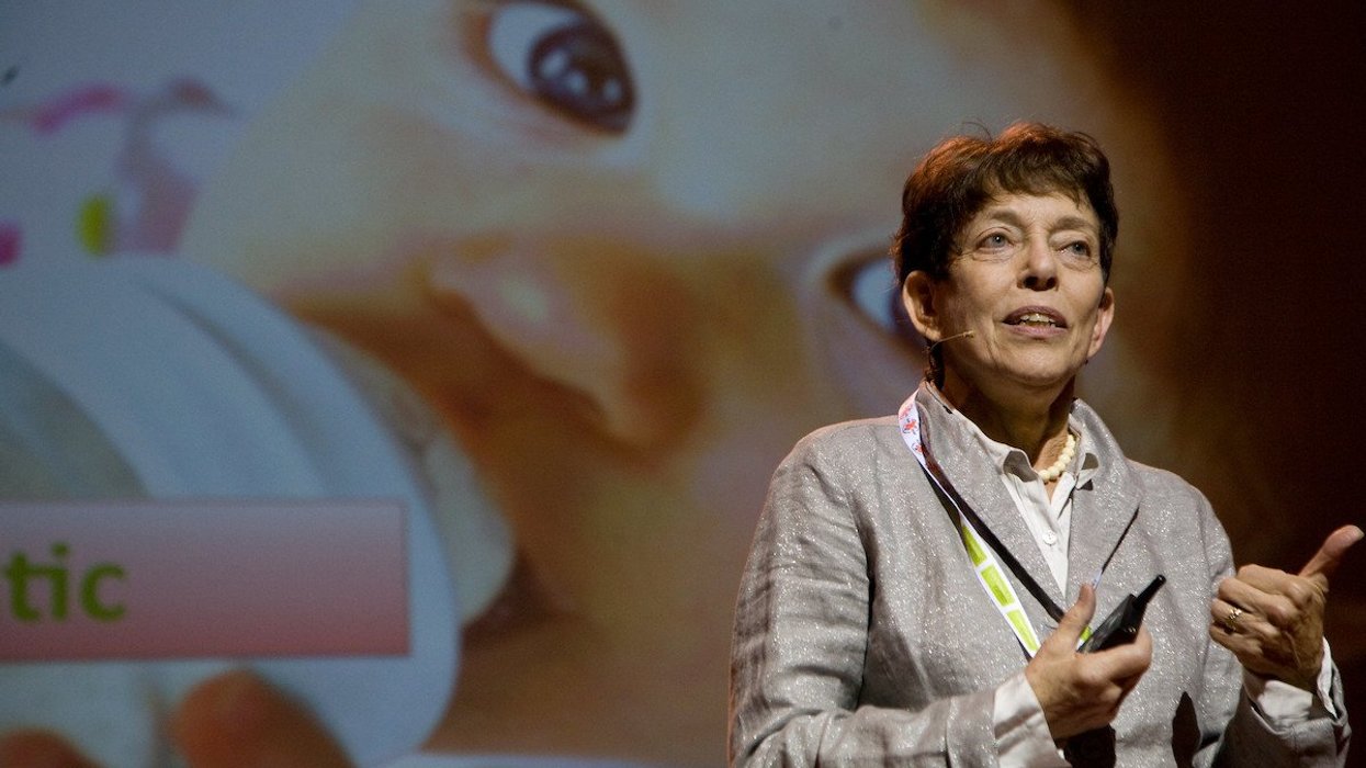 EHS senior scientist Shanna Swan speaks about the dangers of microwaving plastic.