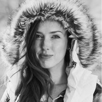 Gloria Dickie