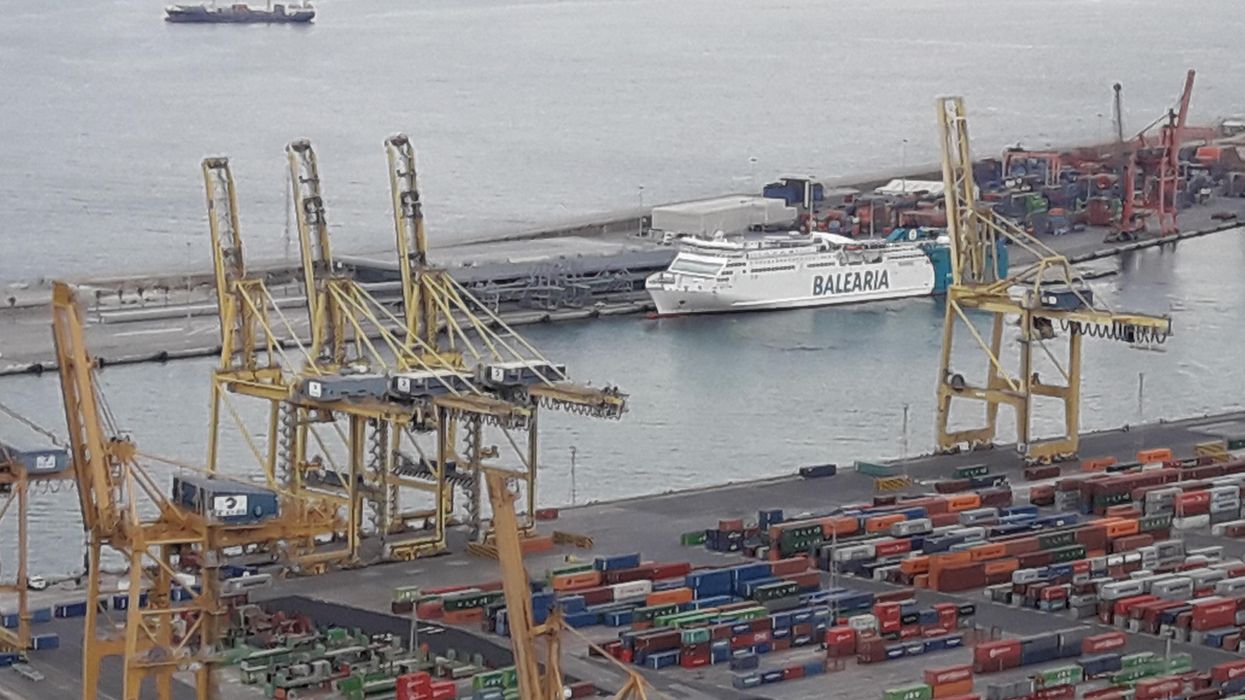 Catalunya prevé recaudar 34 millones con el impuesto a la polución de los grandes barcos