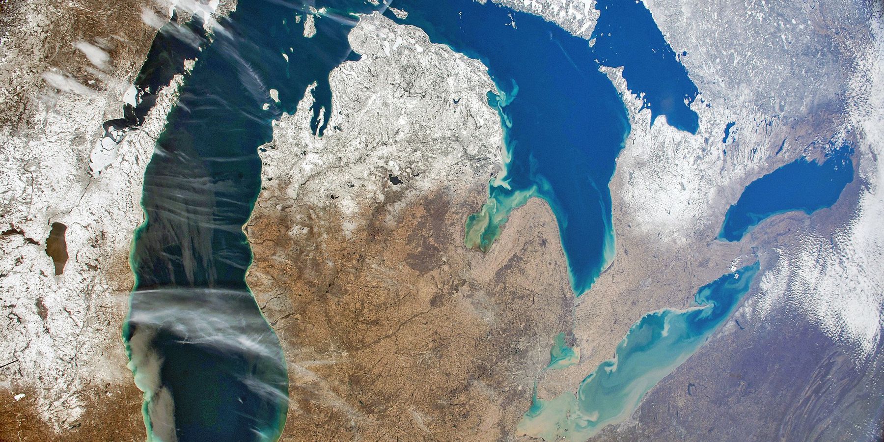 Great Lakes pollution