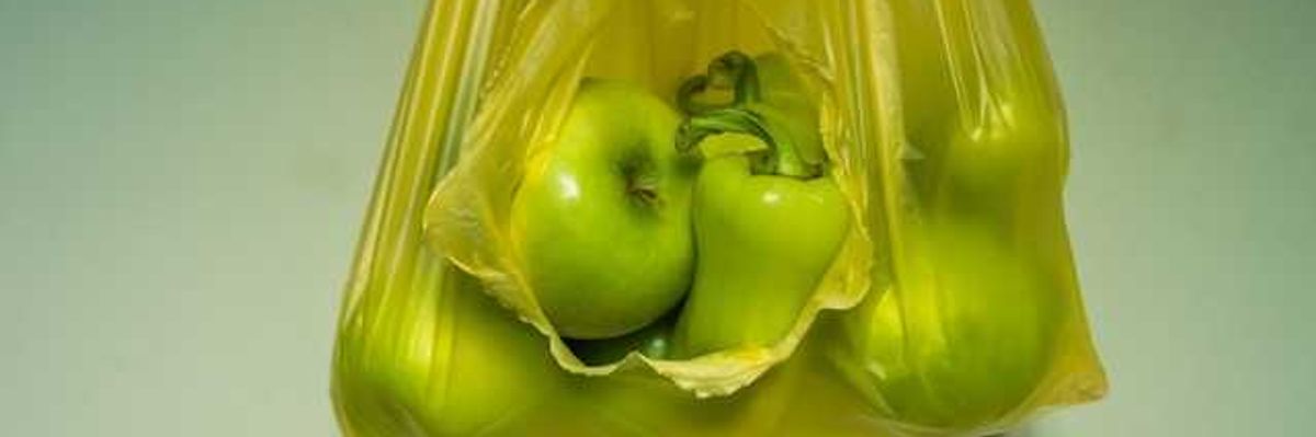 Baggies, retainers and more: 5 microplastics questions,…