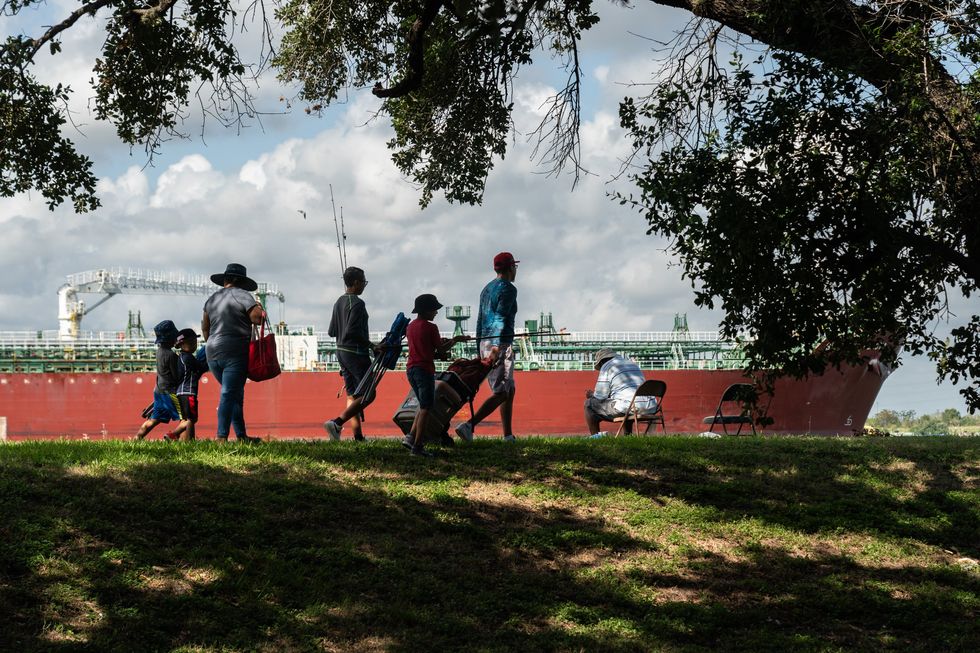 gulf coast petrochemicals air pollution