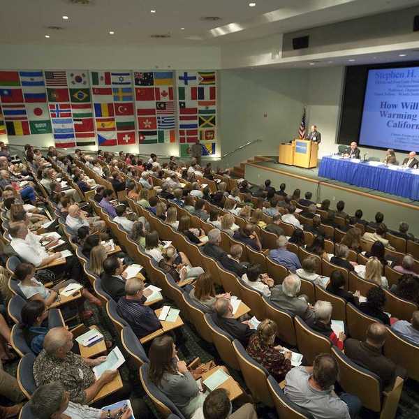 Henry Waxman explaining his global warming bill H.R. 2454 at UCLA Los Angeles