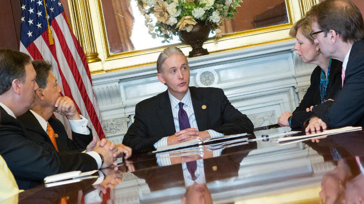 Weekend Reader, Sunday Feb. 25