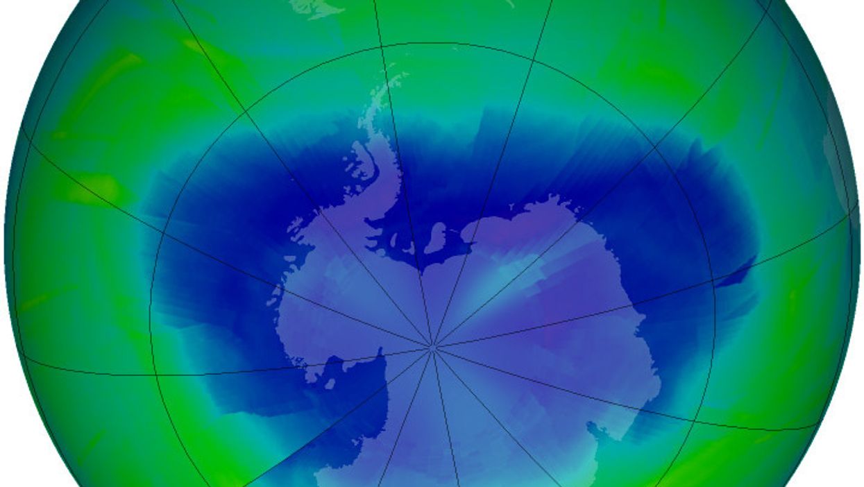 Ozone and alcohol: Two must-read stories for your week