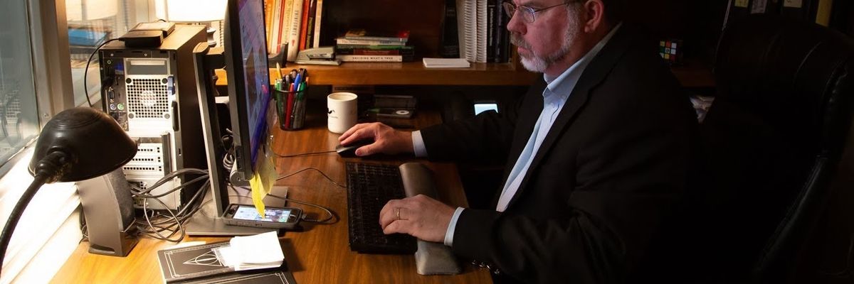 West Virginia reporter Ken Ward Jr. wins prestigious MacArthur