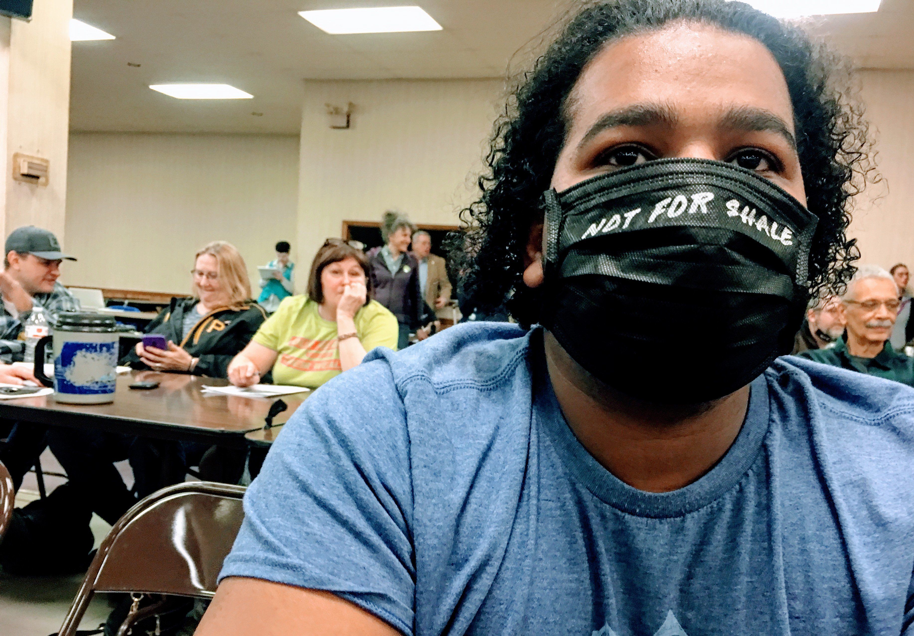 Residents shout down oil and gas execs over fracking at US Steel mill