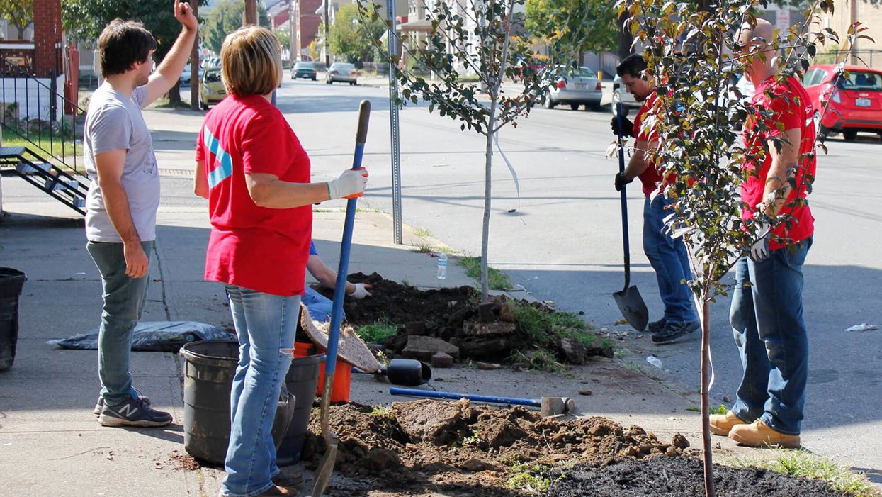 The Ohio River community of Newport bands together to slow runoff and add greenspace
