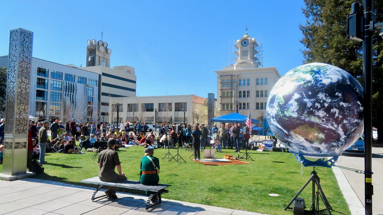 Together, we make mud