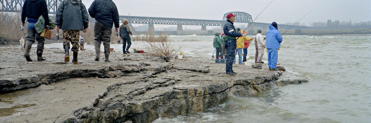 Whose job is it to reduce toxic mercury in the Ohio River?