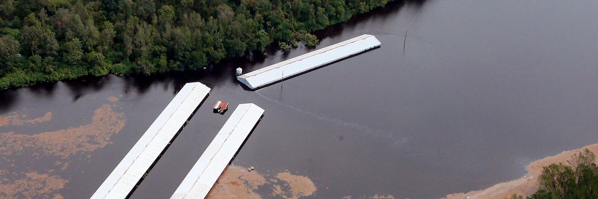 Hurricane season spurs hog waste worries in North Carolina