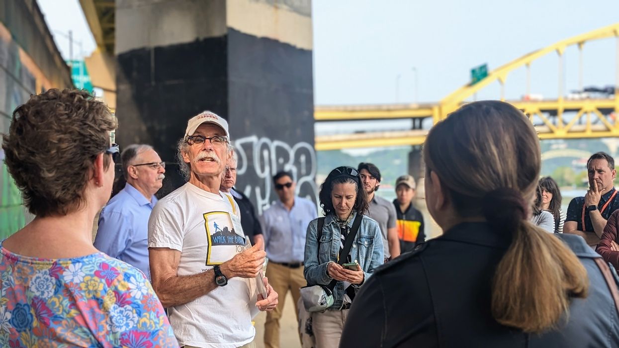 Visiting health care professionals take “environmental justice tour” of Pittsburgh