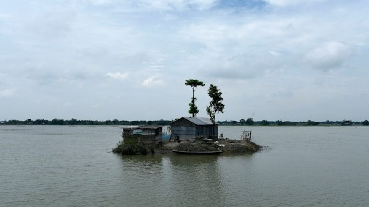 Nyangai's battle against the rising sea
