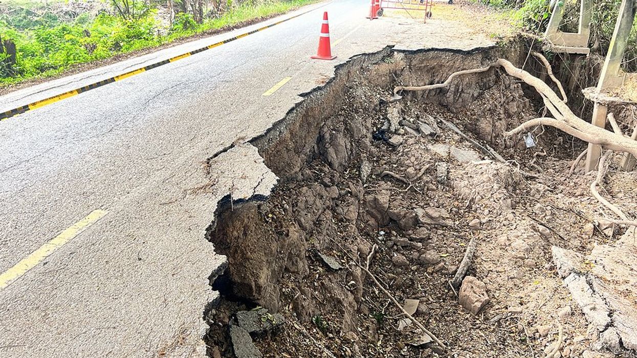 Rising sea levels and sinking lands: a looming challenge for US coastal cities