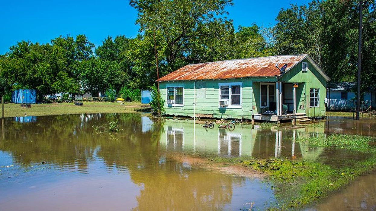 Flooded Texans resist government buyout offers