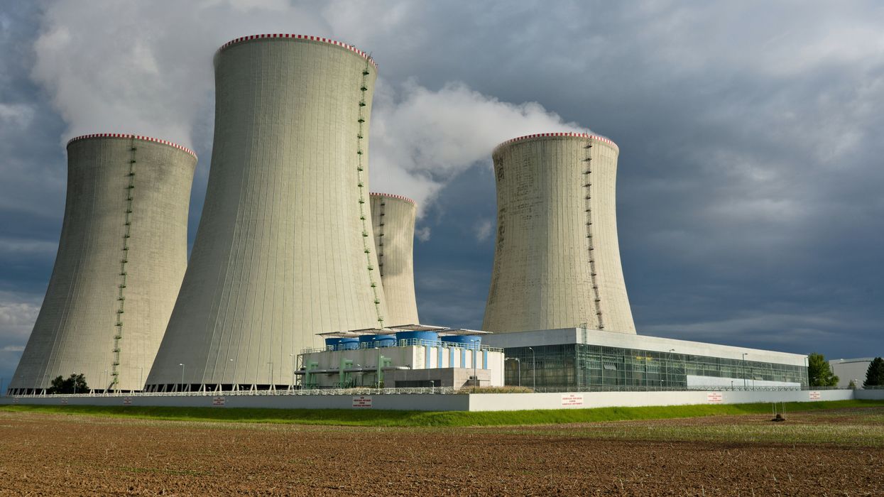 Bill Gates begins groundbreaking nuclear project in Wyoming