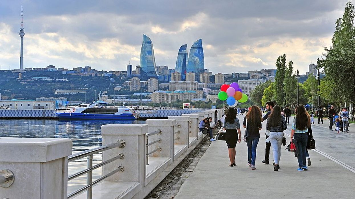 Azerbaijani government criticized for silencing media ahead of climate summit