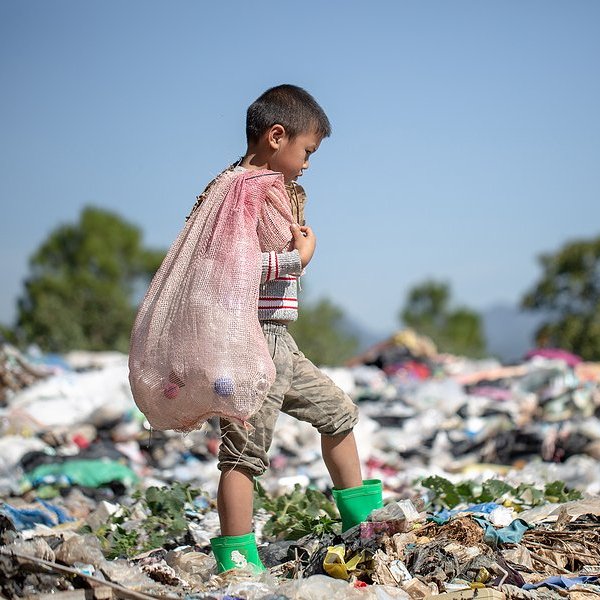 Plastics industry’s support for waste pickers is often superficial