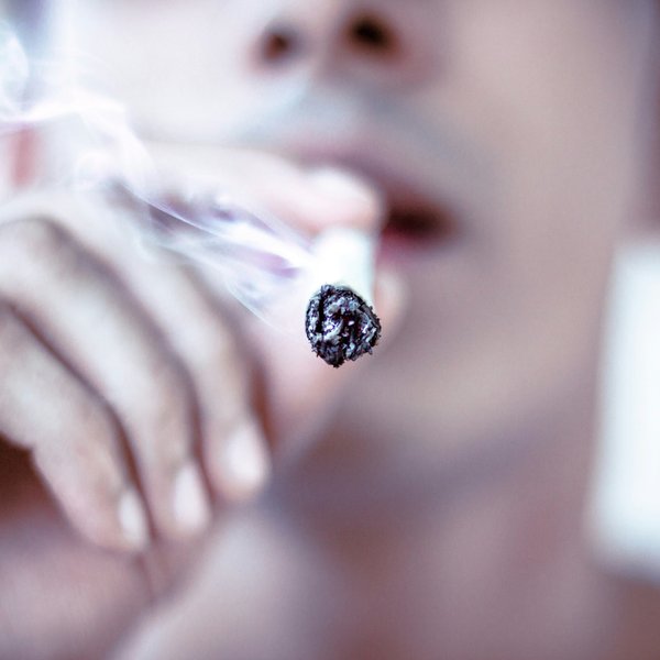 Teen smoking and vaping reach lowest level in 25 years, CDC says