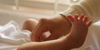 How Diapers And Menstrual Pads Are Exposing Babies And Women To Hormone Disrupting Toxic Chemicals How Diapers And Menstrual Pads Are Exposing Babies And Women To Hormone Disrupting Toxic Chemicals