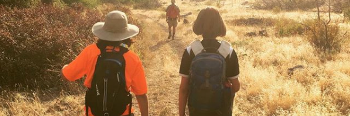 Weekend Reader for Sunday, Dec. 10