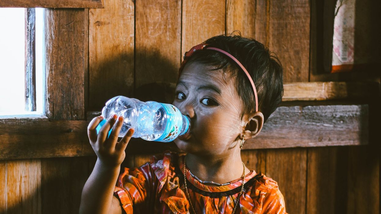 industry disputes bottled water plastics