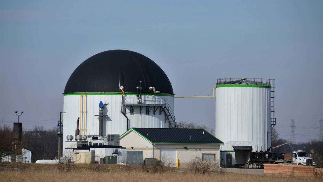 Manure digester for producing methane biogas