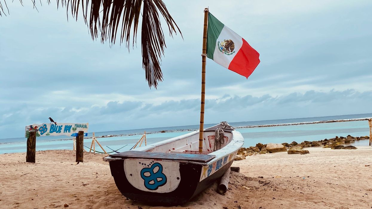 mexico flag boat sea