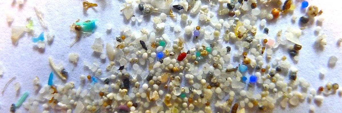 microplastics particles