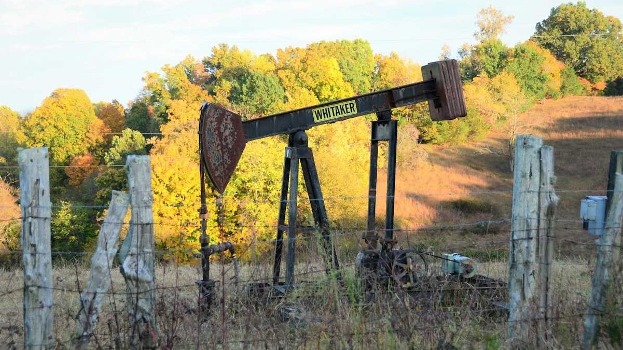 Old Whitaker oil pumping rig - abandoned oil well