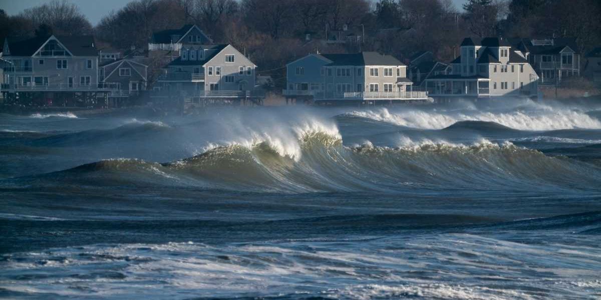 The quest to keep these Outer Banks homes from falling into the sea